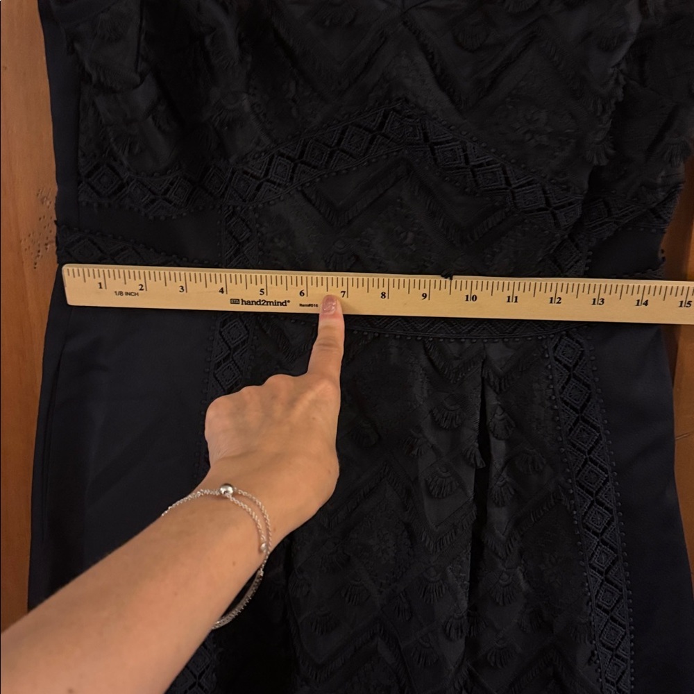 Preowned Ted Baker Leeeo Mixed Geo Lace Midi Dress, Navy, Ted Size 3 (US 8) - Picture 11 of 12